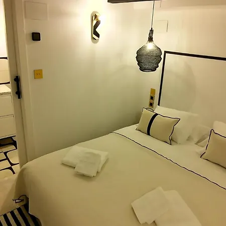 Beautiful Duplex Private Patio Center *