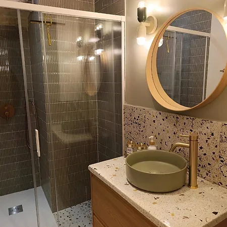 Apartament Beautiful Duplex Private Patio Center Alicante