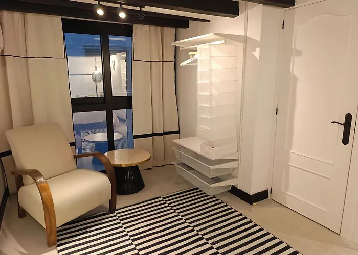 Daire Beautiful Duplex Private Patio Center Alicante