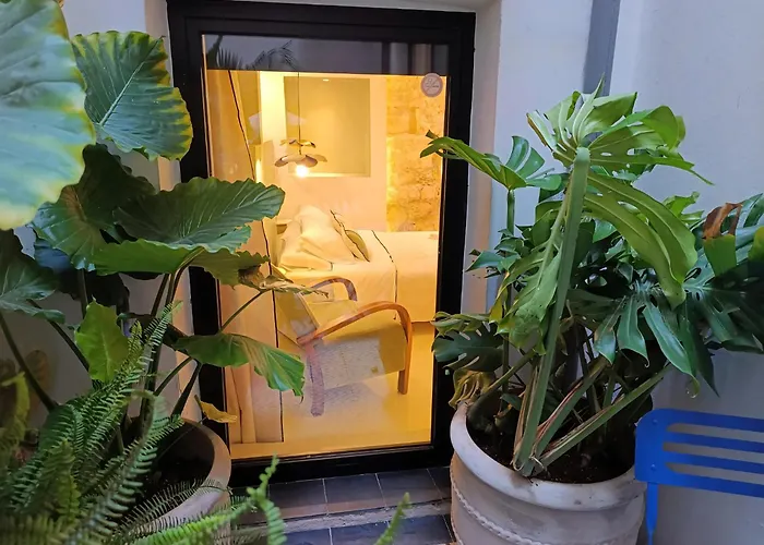 Beautiful Duplex Private Patio Center * Alicante